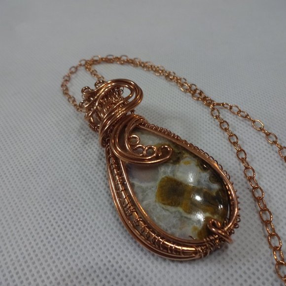 Artistic "WILD HORSE JASPER" Handmade Copper Wire-Wrapped Pendant/18" Chain 335A - Picture 2 of 3